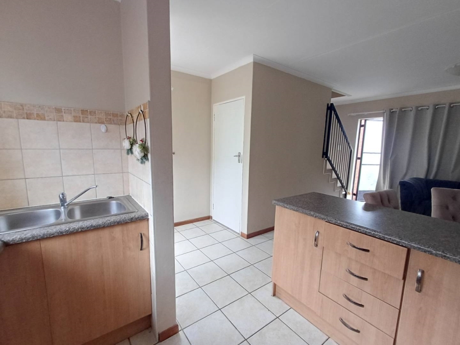 2 Bedroom Property for Sale in Hillside Free State